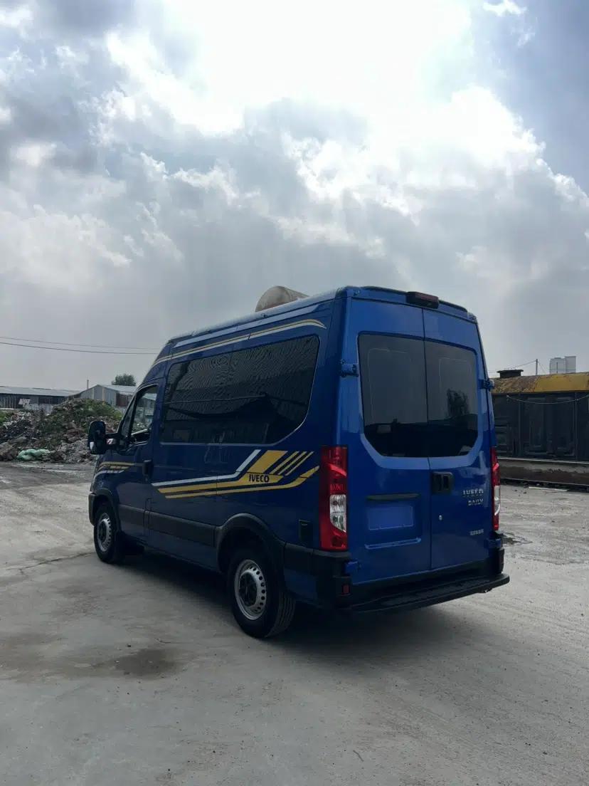 Iveco Eurocargo 2021 3.0T Automatic Chaorui Short Wheelbase High-Roof Side-Sliding Door F1C — миниатюра 6