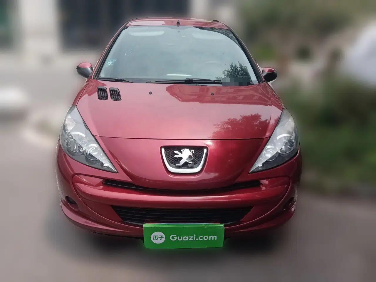 Peugeot 207 2011 Hatchback 1.4L Manual Yule Edition — миниатюра 2