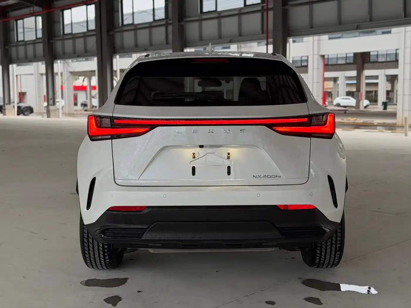 Lexus NX PHEV 2022 400h+ Comfort Edition — миниатюра 11