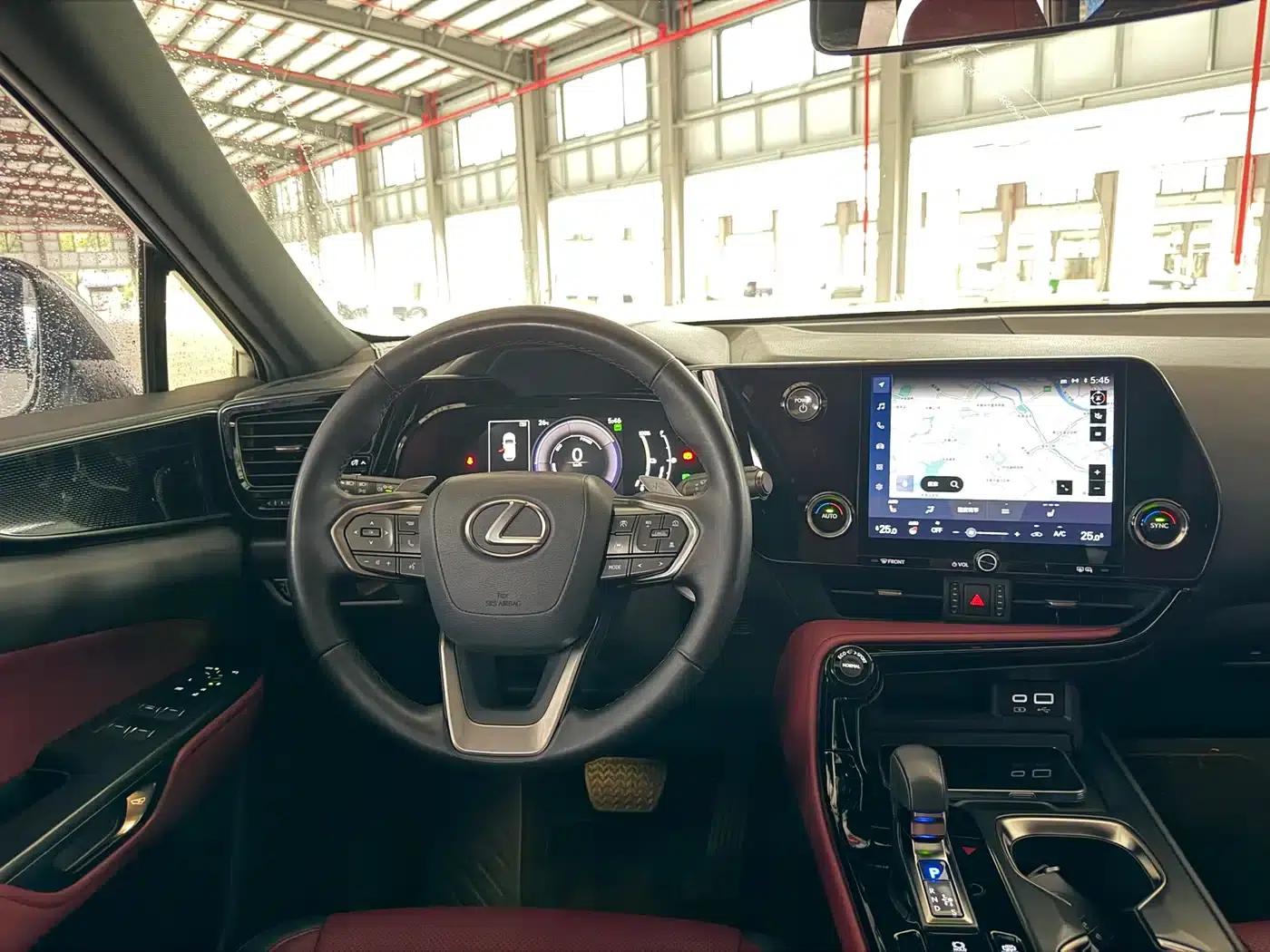 Lexus NX PHEV 2022 400h+ Comfort Edition — миниатюра 7