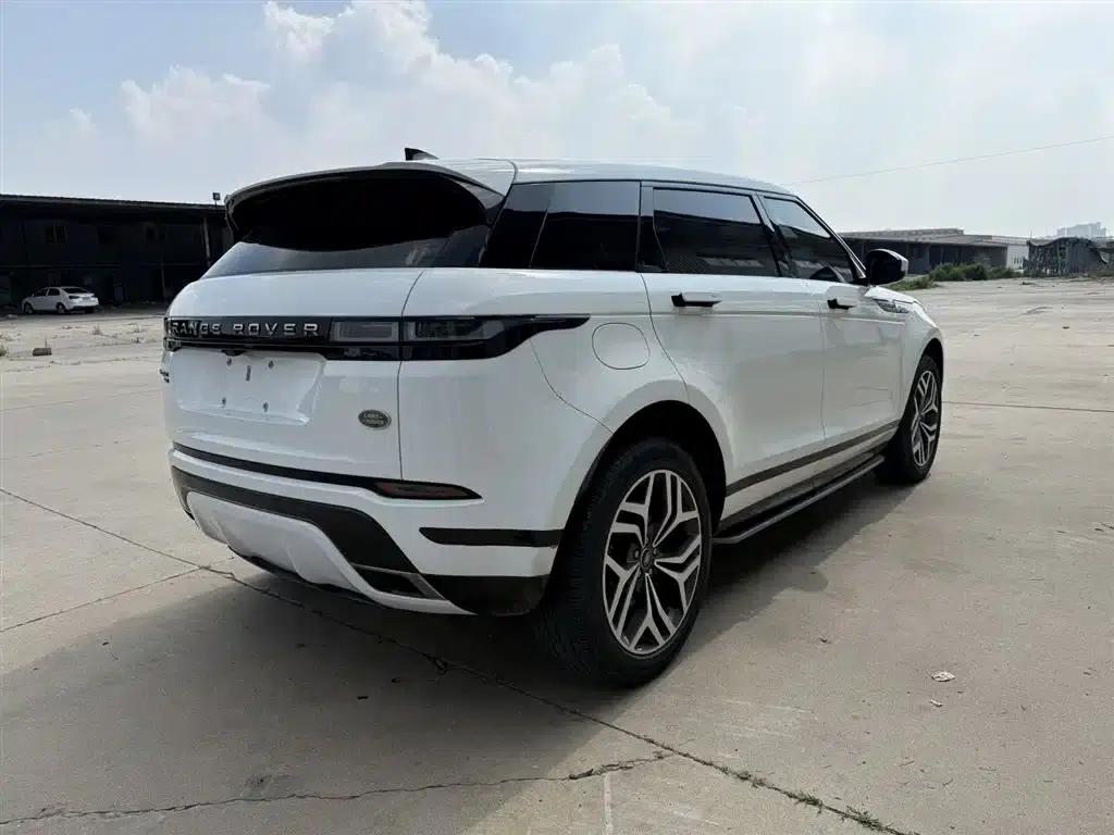 Range Rover Evoque Hybrid 2022 Model P300e Plug-in Electric Hybrid — миниатюра 9