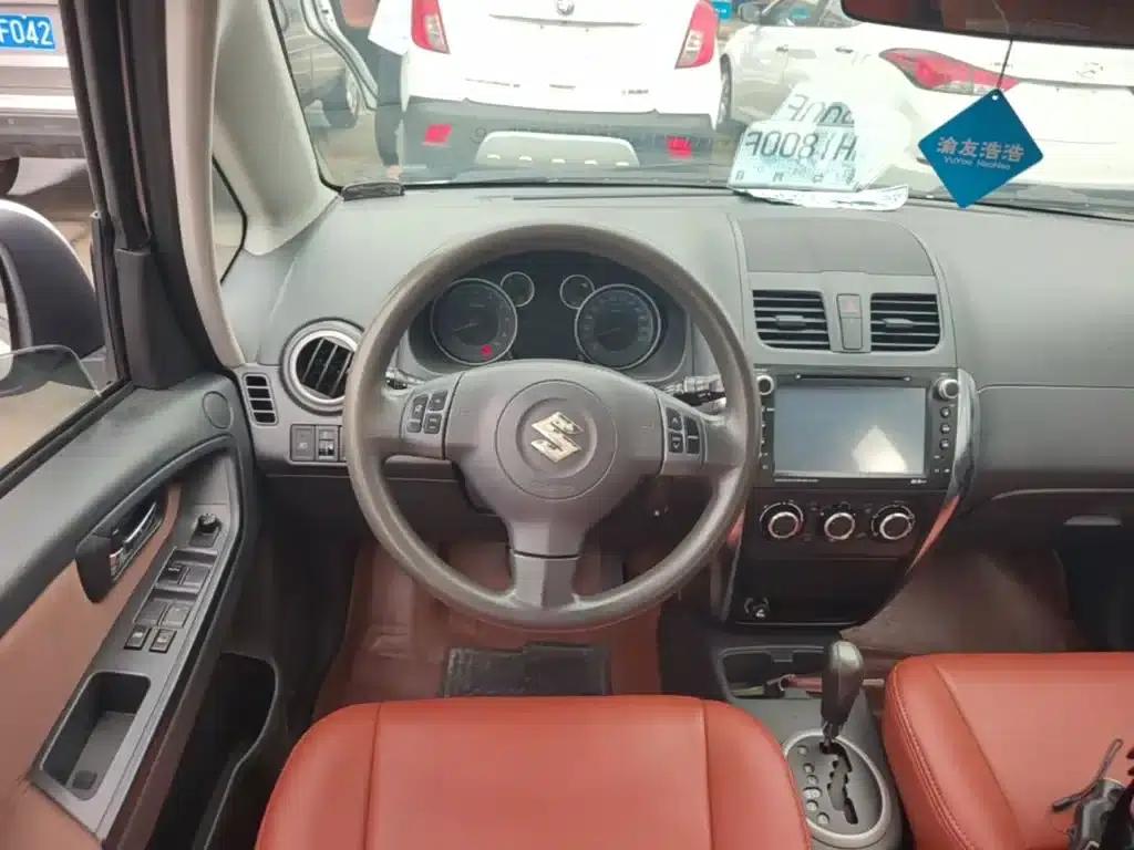 SX4 2013 1.6L Automatic Cool Edition — миниатюра 11