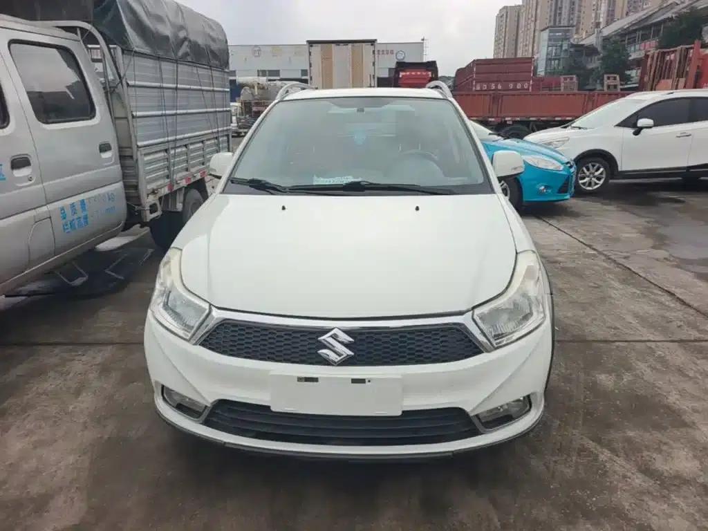 SX4 2013 1.6L Automatic Cool Edition — миниатюра 3