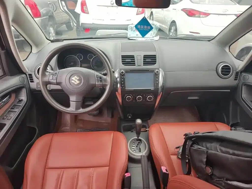 SX4 2013 1.6L Automatic Cool Edition — миниатюра 10