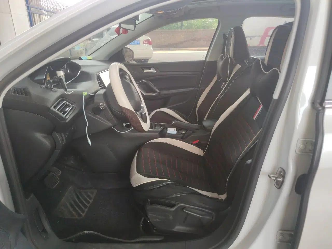 Peugeot 308S 2015 1.2T Automatic Jingchi Edition — миниатюра 15