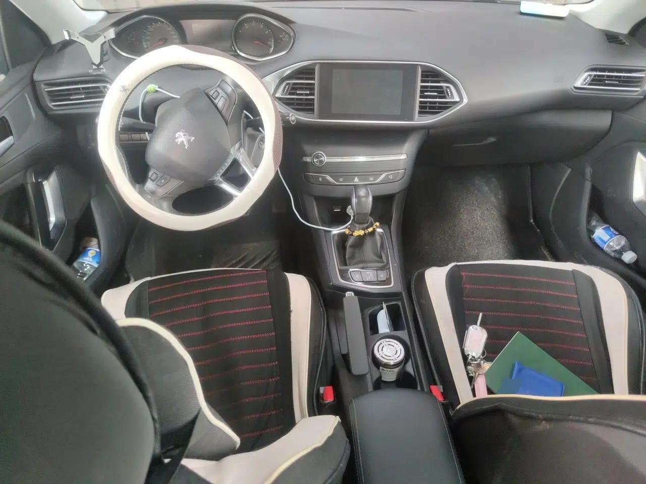 Peugeot 308S 2015 1.2T Automatic Jingchi Edition — миниатюра 9