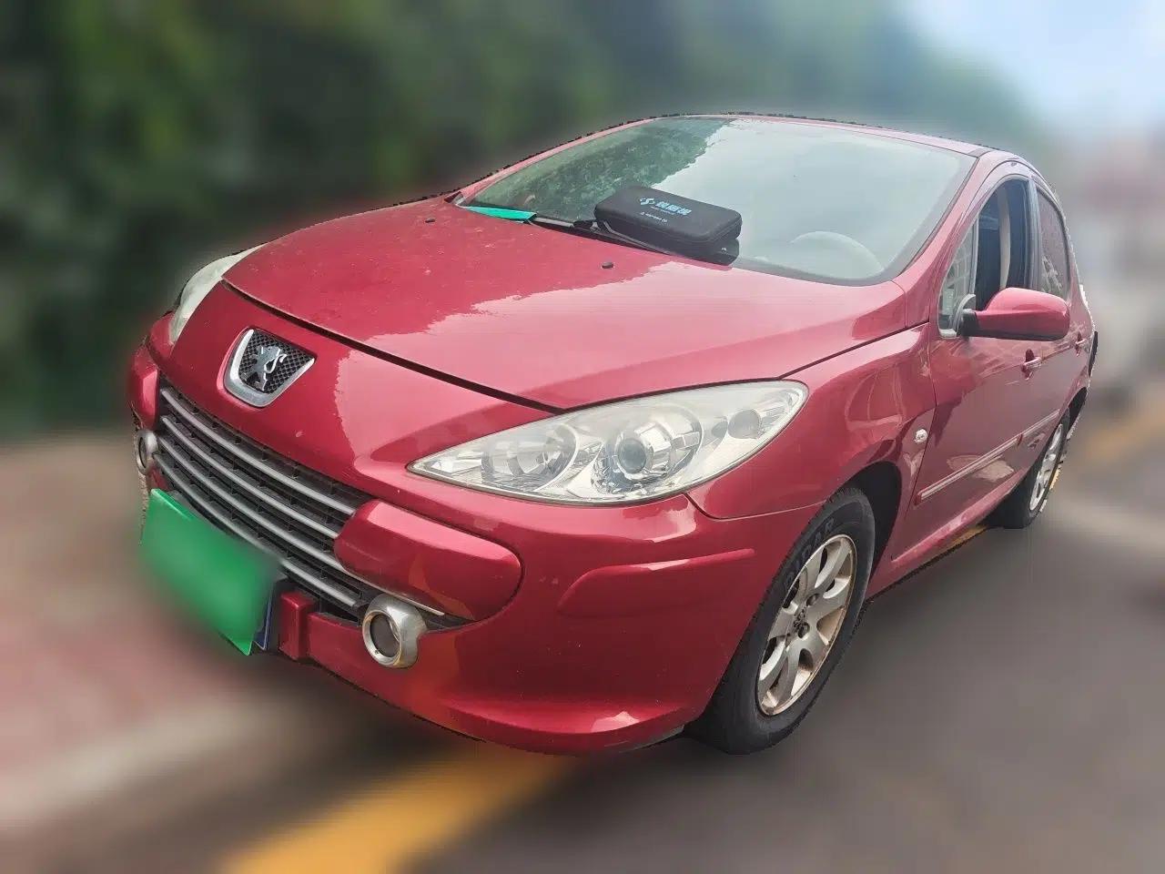 Peugeot 307 2010 Hatchback 1.6L Automatic Comfort Edition — миниатюра 1
