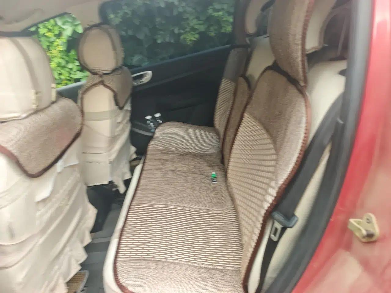 Peugeot 307 2010 Hatchback 1.6L Automatic Comfort Edition — миниатюра 17