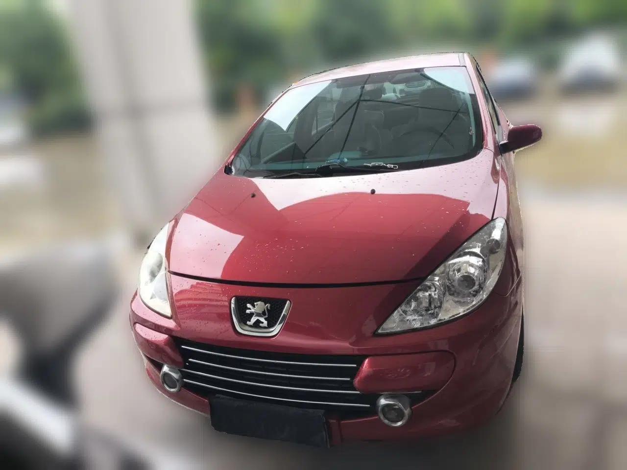 Peugeot 307 2010 Sedan 1.6L Automatic Luxury Edition — миниатюра 2