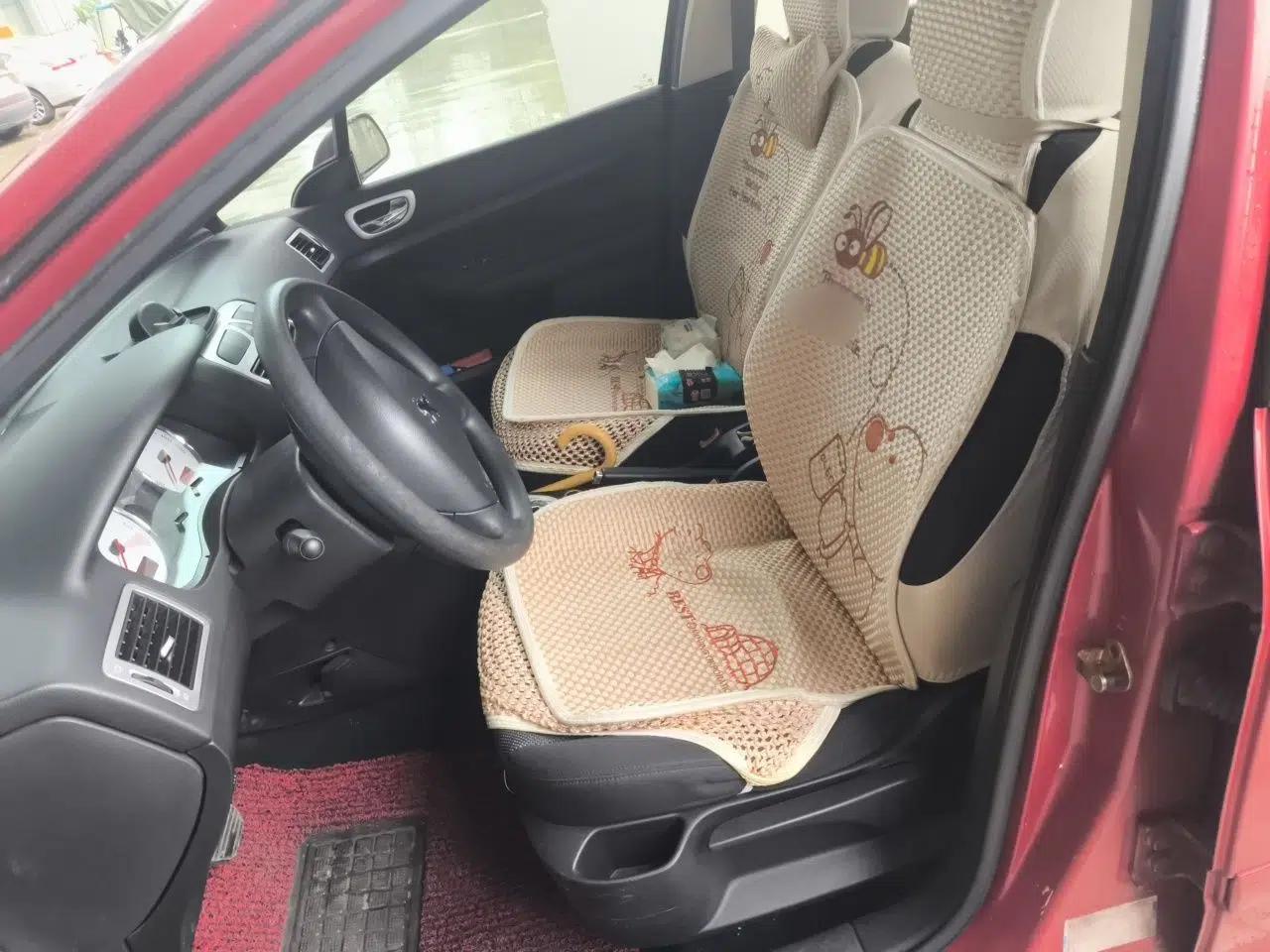 Peugeot 307 2010 Sedan 1.6L Automatic Luxury Edition — миниатюра 15