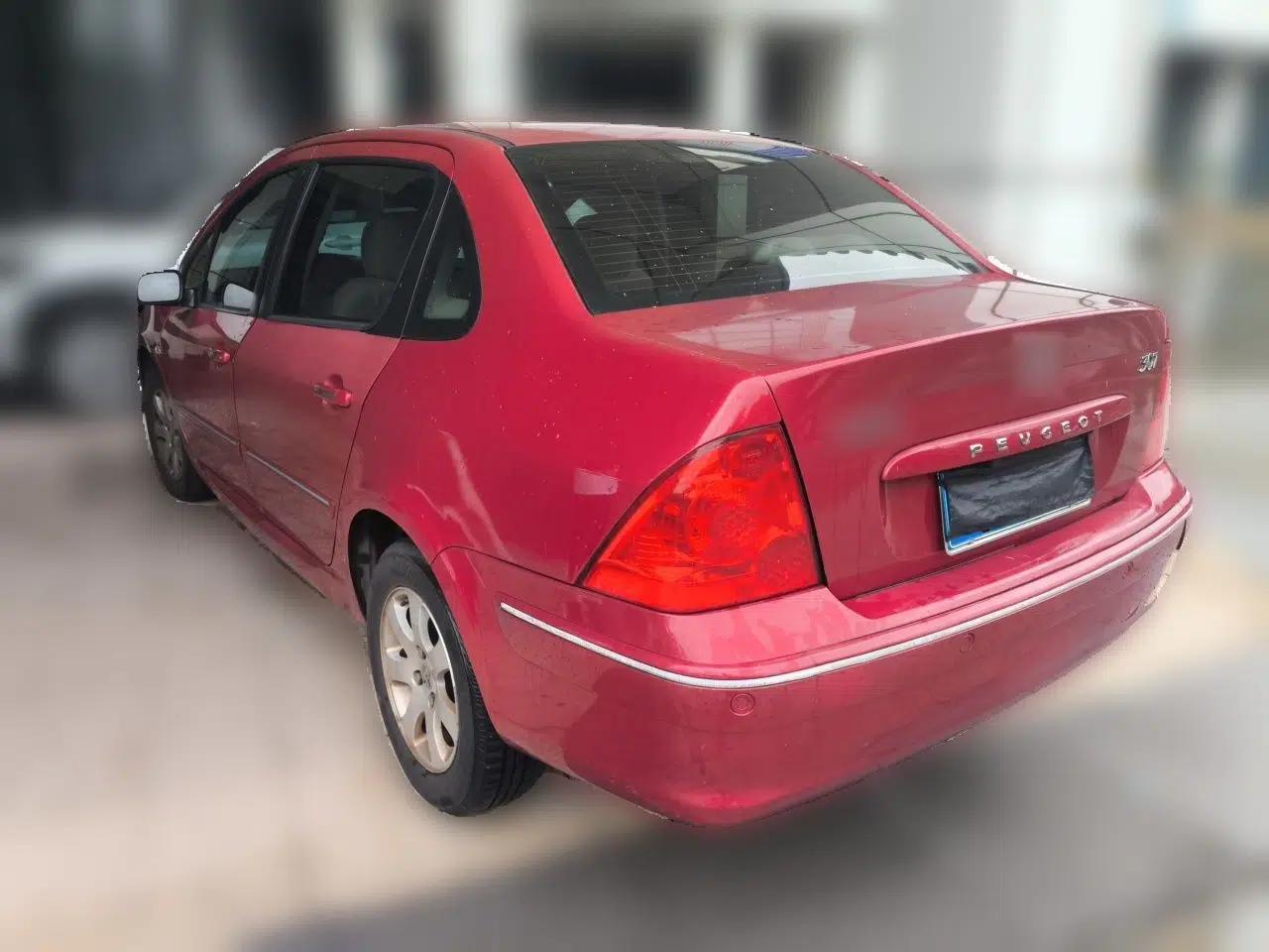 Peugeot 307 2010 Sedan 1.6L Automatic Luxury Edition — миниатюра 4