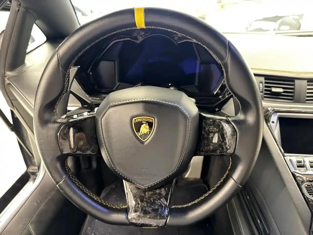 2011 Aventador LP 700-4 — миниатюра 5