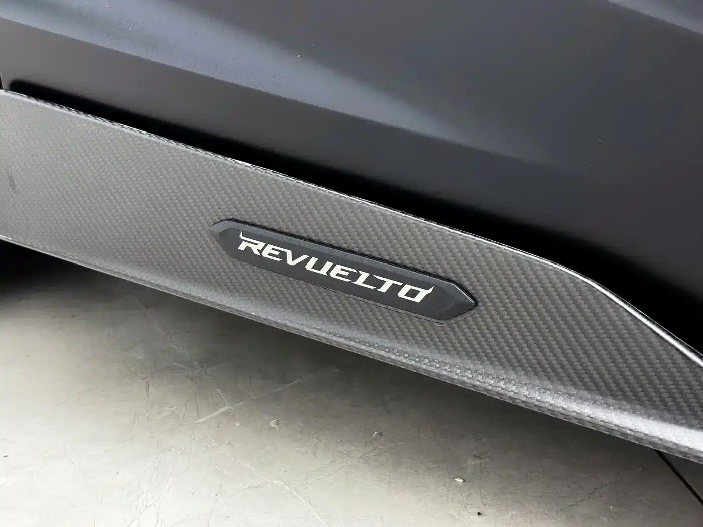 Revuelto 2023 6.5L PHEV Standard Edition — миниатюра 14
