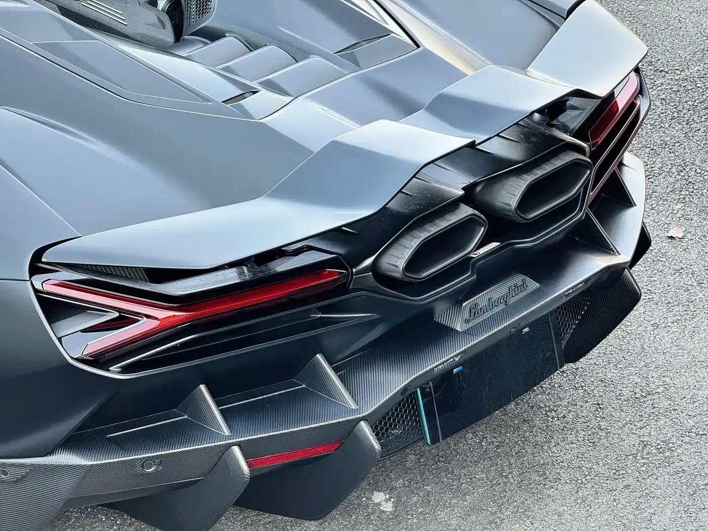Revuelto 2023 6.5L PHEV Standard Edition — миниатюра 11
