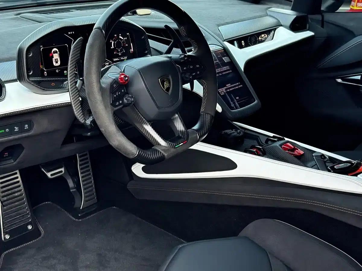 Revuelto 2023 6.5L PHEV Standard Edition — миниатюра 13