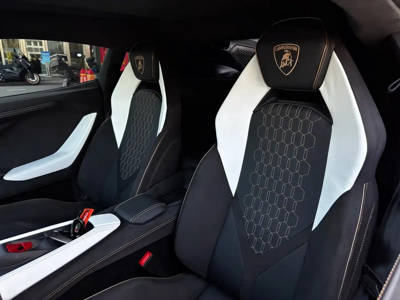 Revuelto 2023 6.5L PHEV Standard Edition — миниатюра 15
