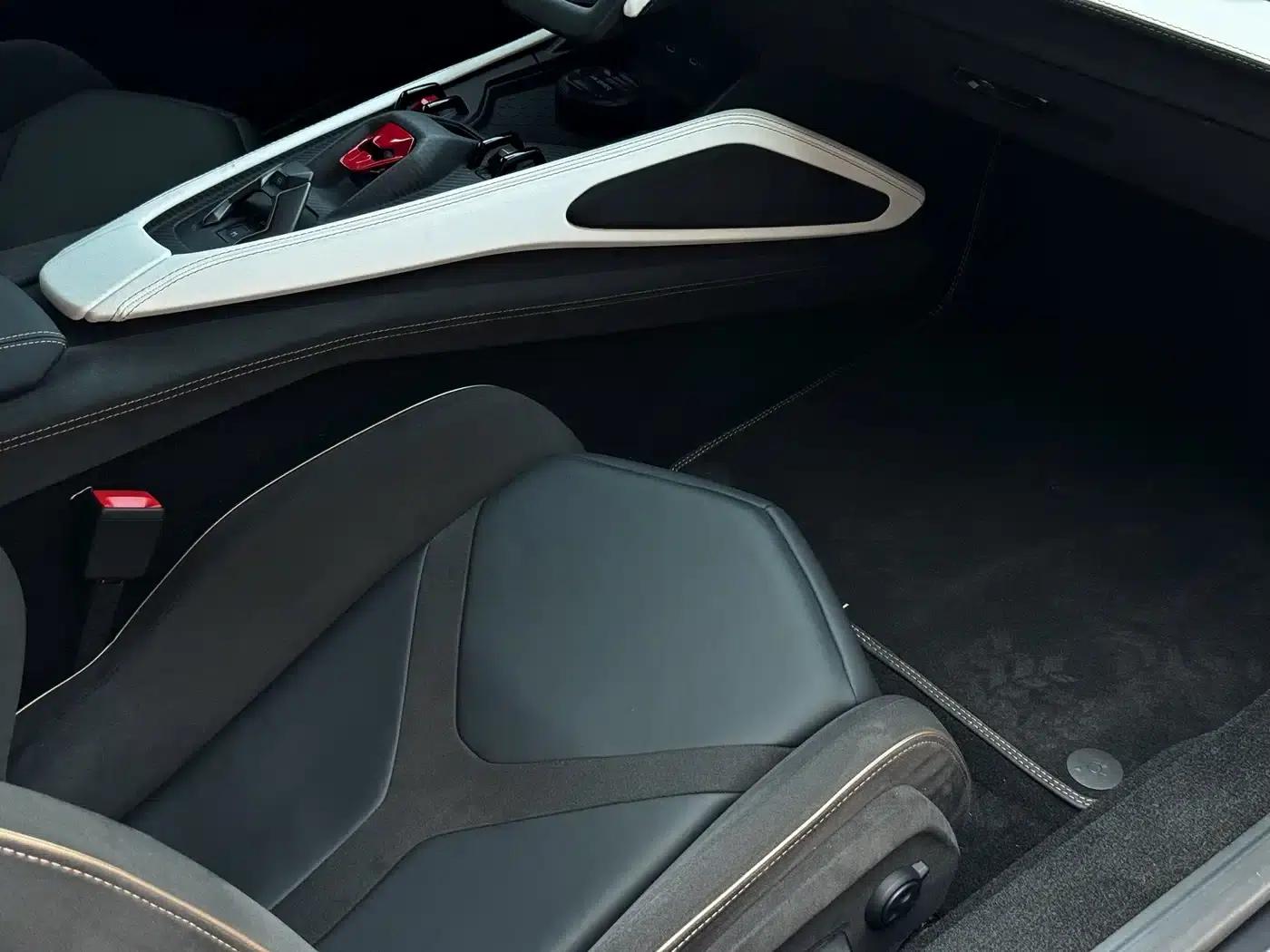 Revuelto 2023 6.5L PHEV Standard Edition — миниатюра 19