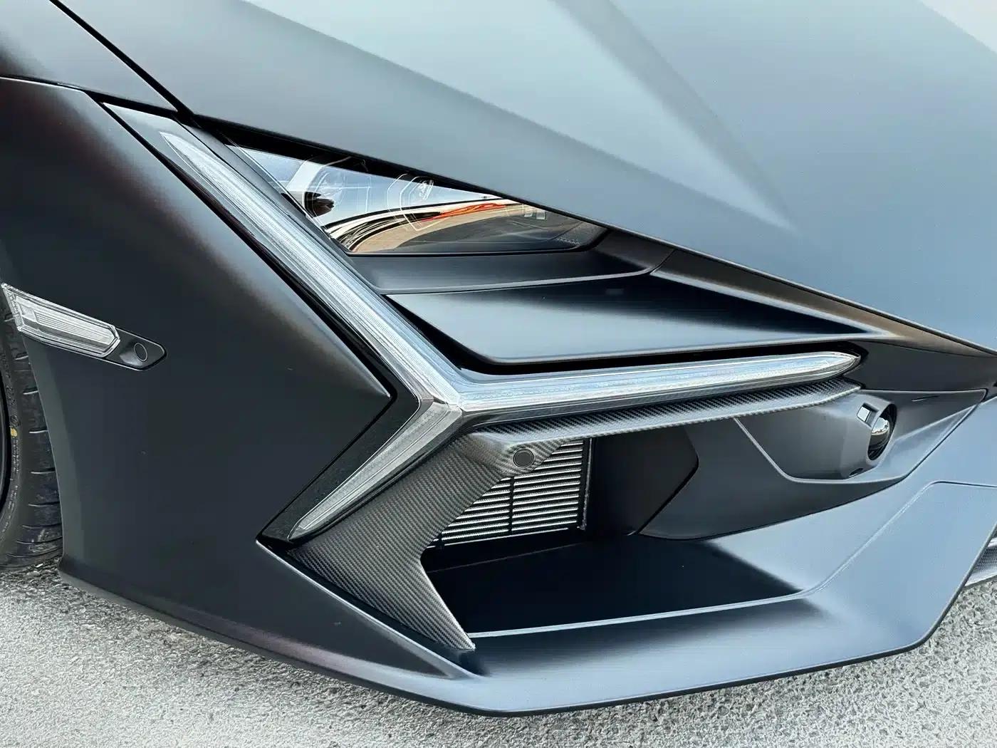 Revuelto 2023 6.5L PHEV Standard Edition — миниатюра 9