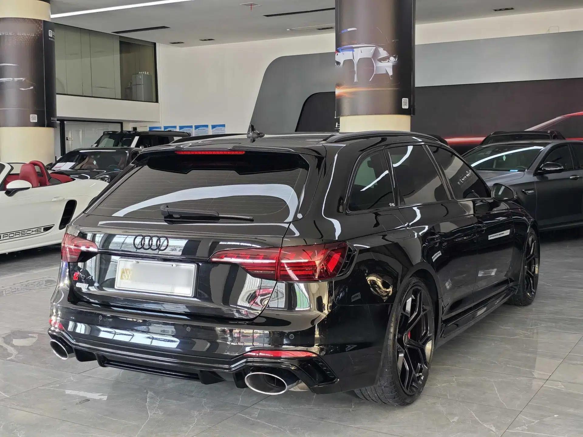 Audi RS 4 2024 RS4 Avant Prestige Edition — миниатюра 6