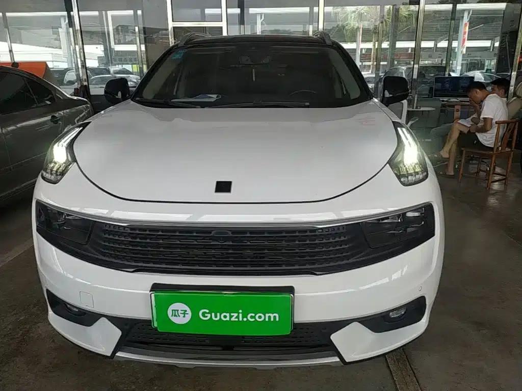 Lynk & Co 01 EM-P 2018 1.5T PHEV Pro (National V Emission Standard) — миниатюра 3