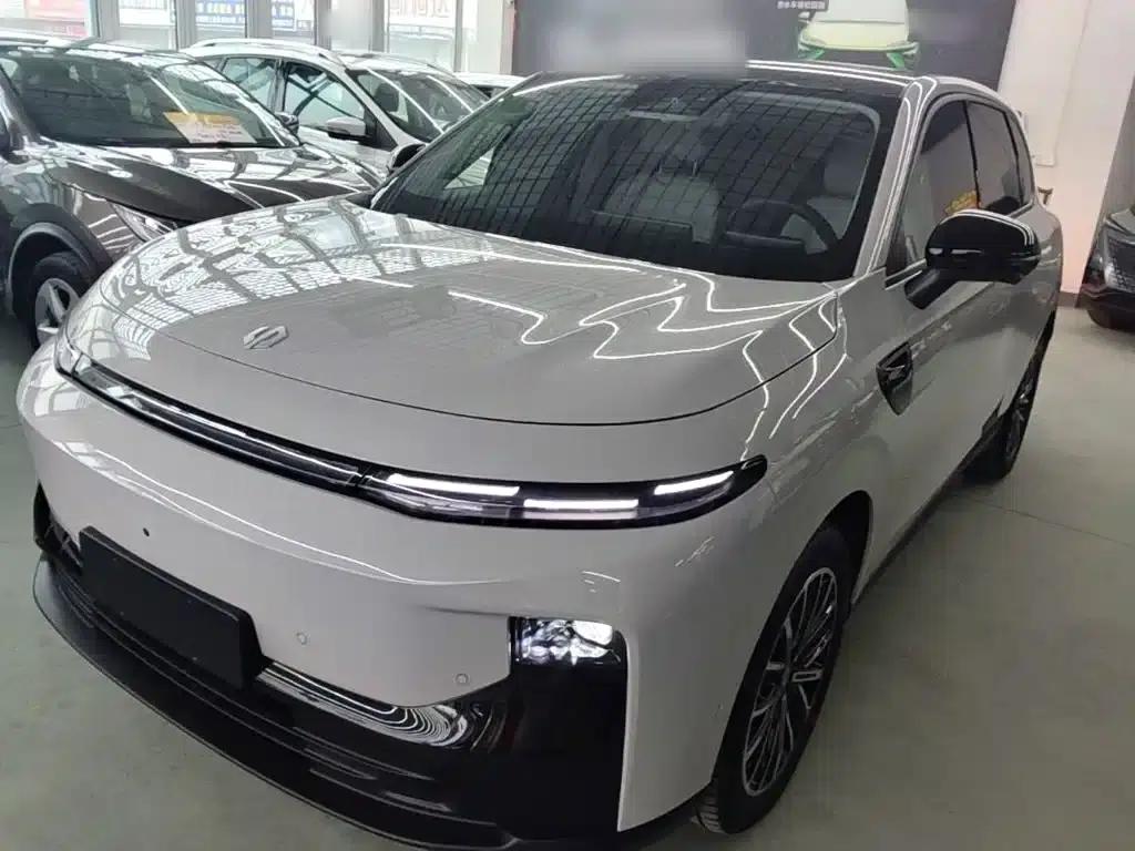 Leapmotor B10 2025 Model 510 Enjoy Edition — миниатюра 1