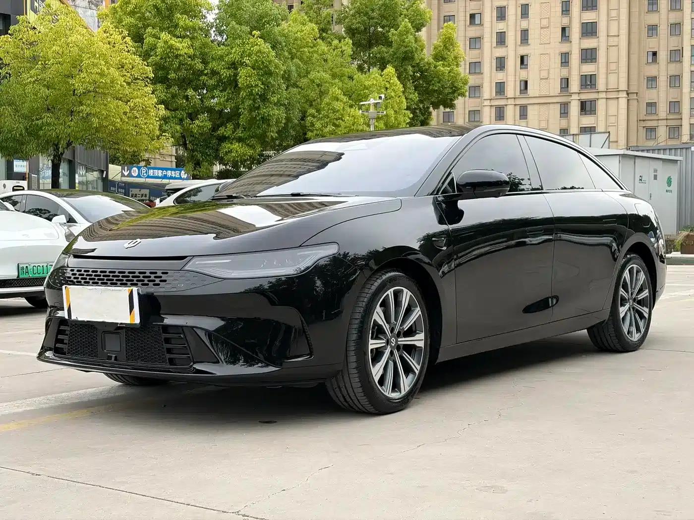 Leapmotor C01 2023 Range Extender 216 Comfort Edition — миниатюра 1