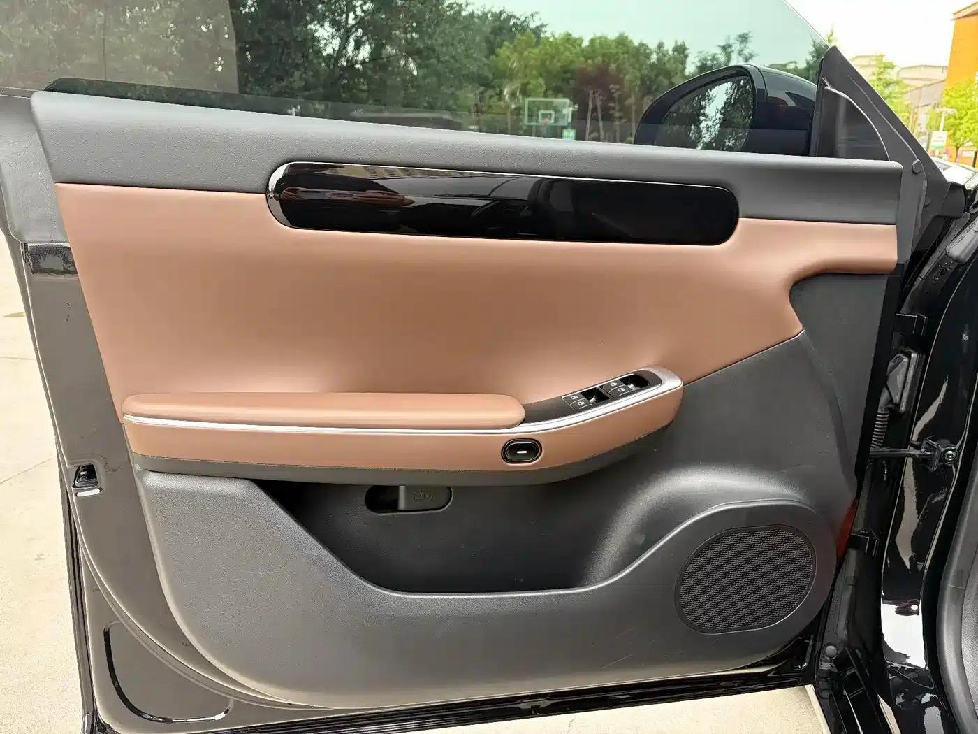 Leapmotor C01 2023 Range Extender 216 Comfort Edition — миниатюра 17