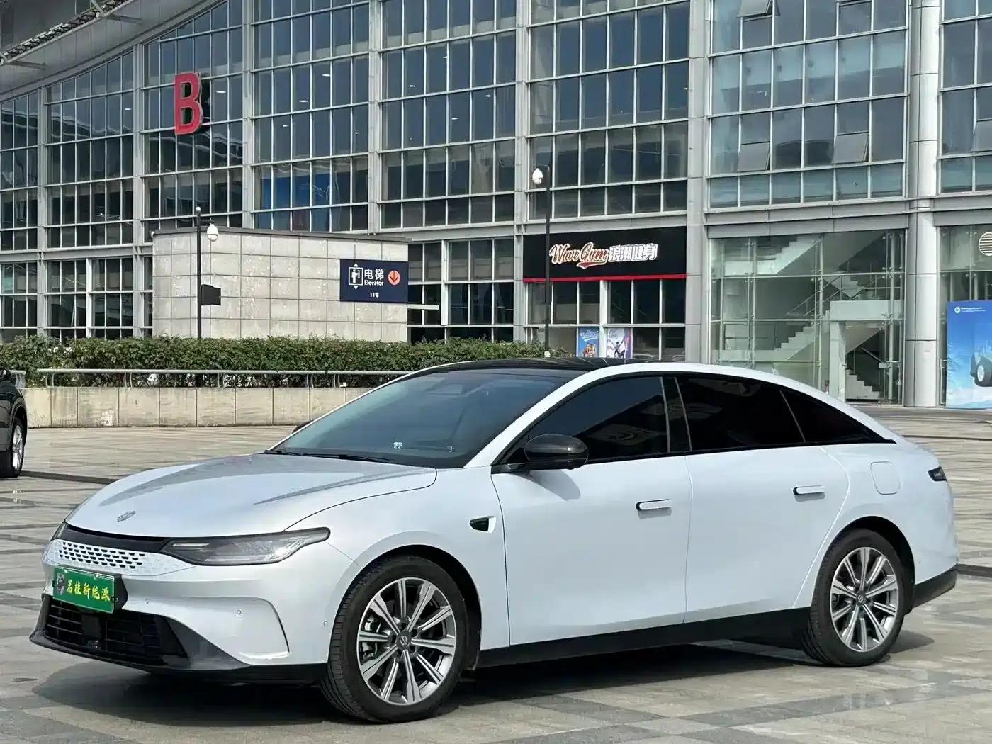 Leapmotor C01 2024 Range Extended 316 Premium Edition — миниатюра 1