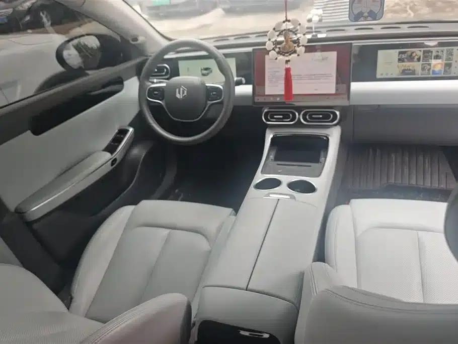 Leapmotor C01 2024 Range Extended 216 Comfort Edition — миниатюра 12