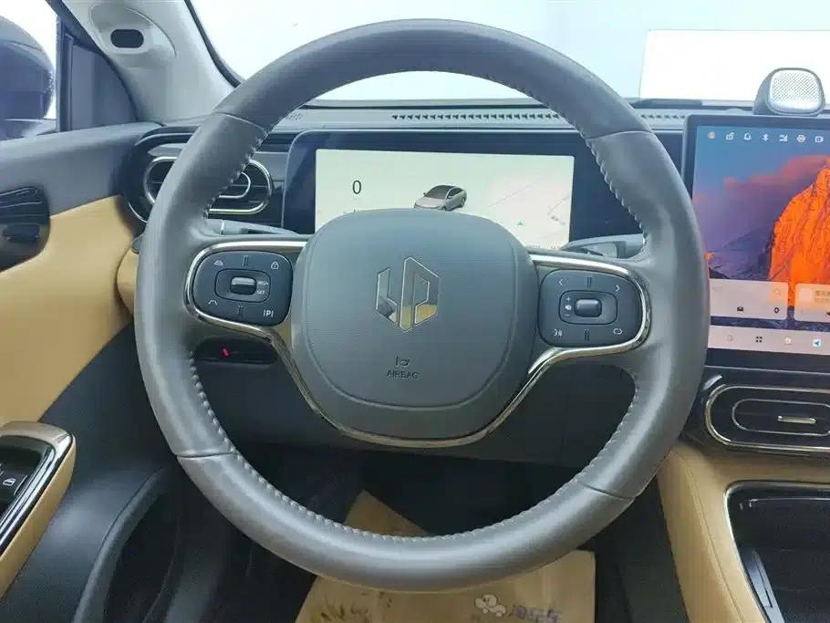 Leapmotor C01 2024 Range Extended 316 Premium Edition — миниатюра 15