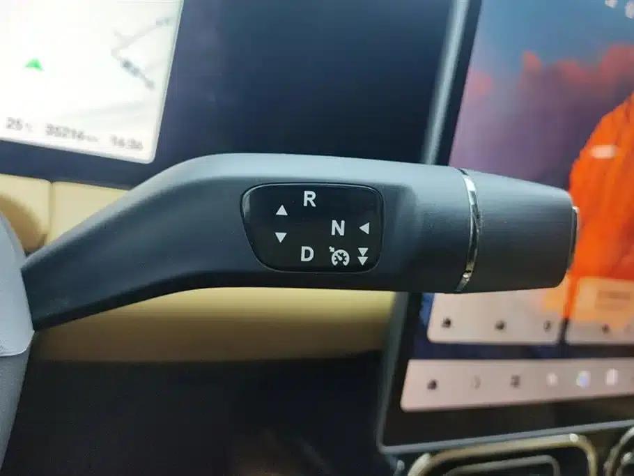 Leapmotor C01 2024 Range Extended 316 Premium Edition — миниатюра 16