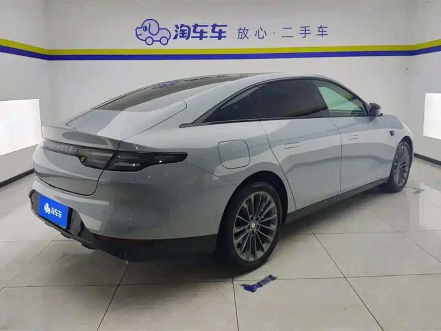 Leapmotor C01 2024 Range Extended 316 Premium Edition — миниатюра 3