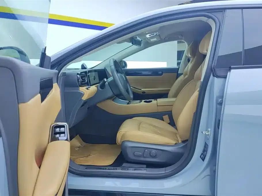 Leapmotor C01 2024 Range Extended 316 Premium Edition — миниатюра 9