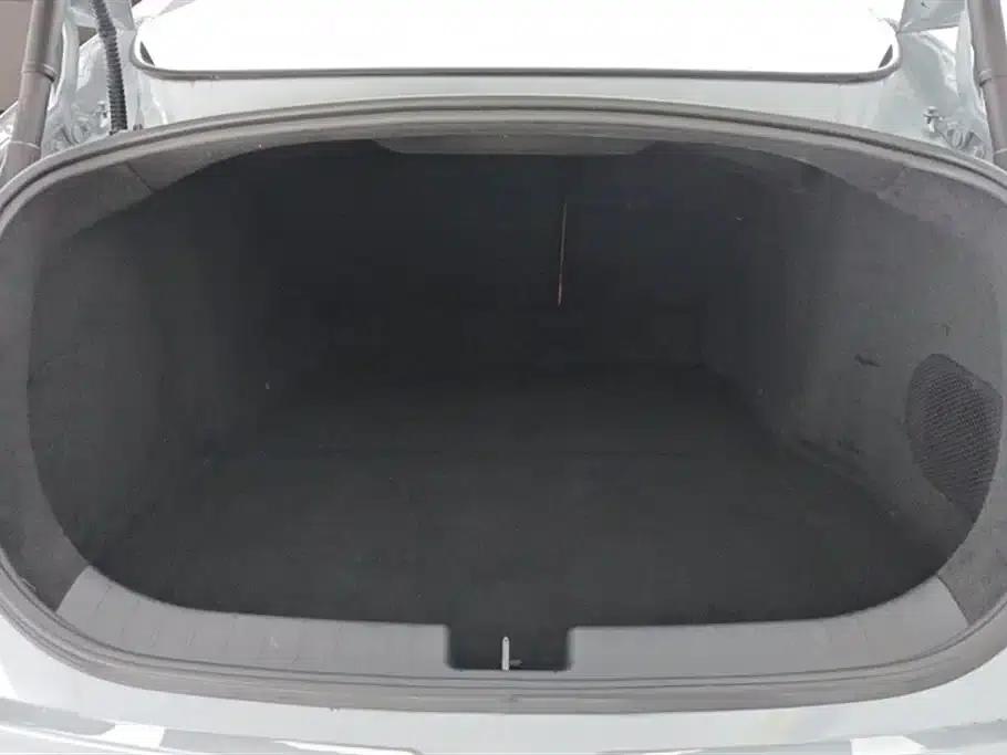 Leapmotor C01 2024 Range Extended 316 Premium Edition — миниатюра 4