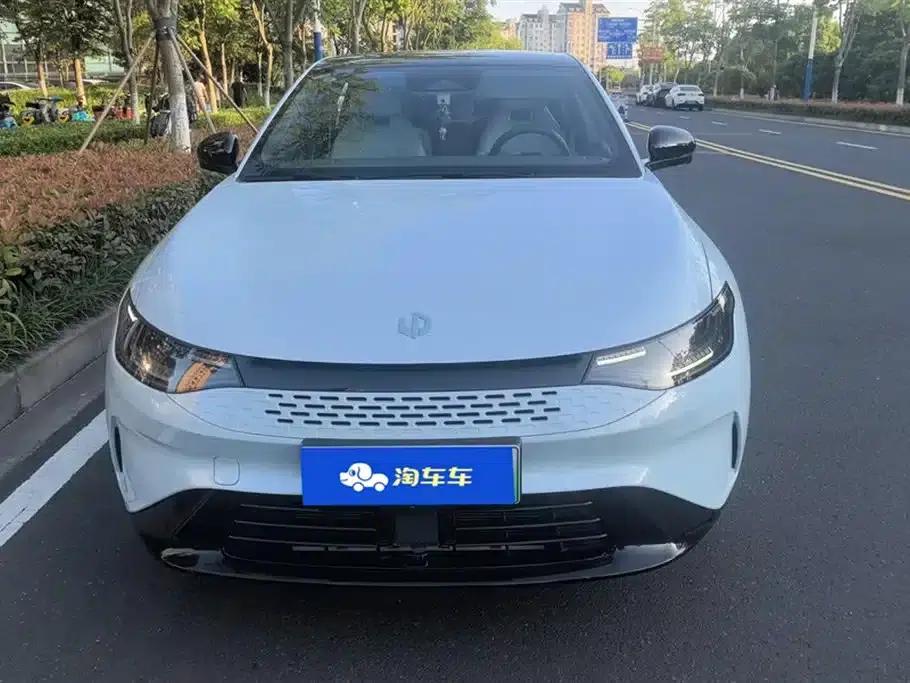 Leapmotor C01 2023 Range Extender 216 Comfort Edition — миниатюра 2