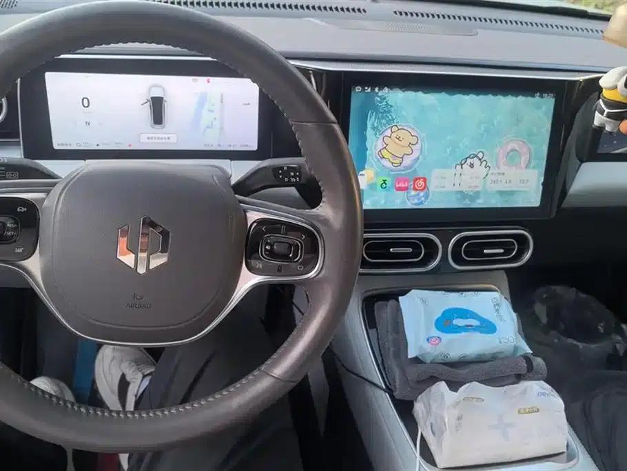 Leapmotor C01 2023 Range Extender 216 Comfort Edition — миниатюра 12