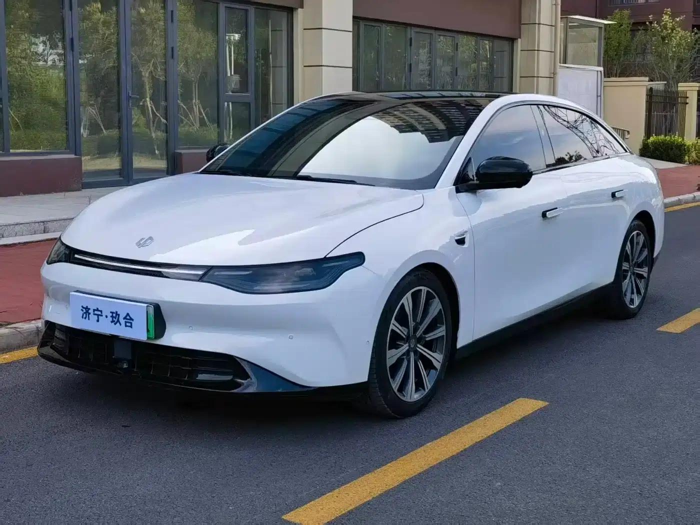Leapmotor C01 2023 606 Smart Edition — миниатюра 1