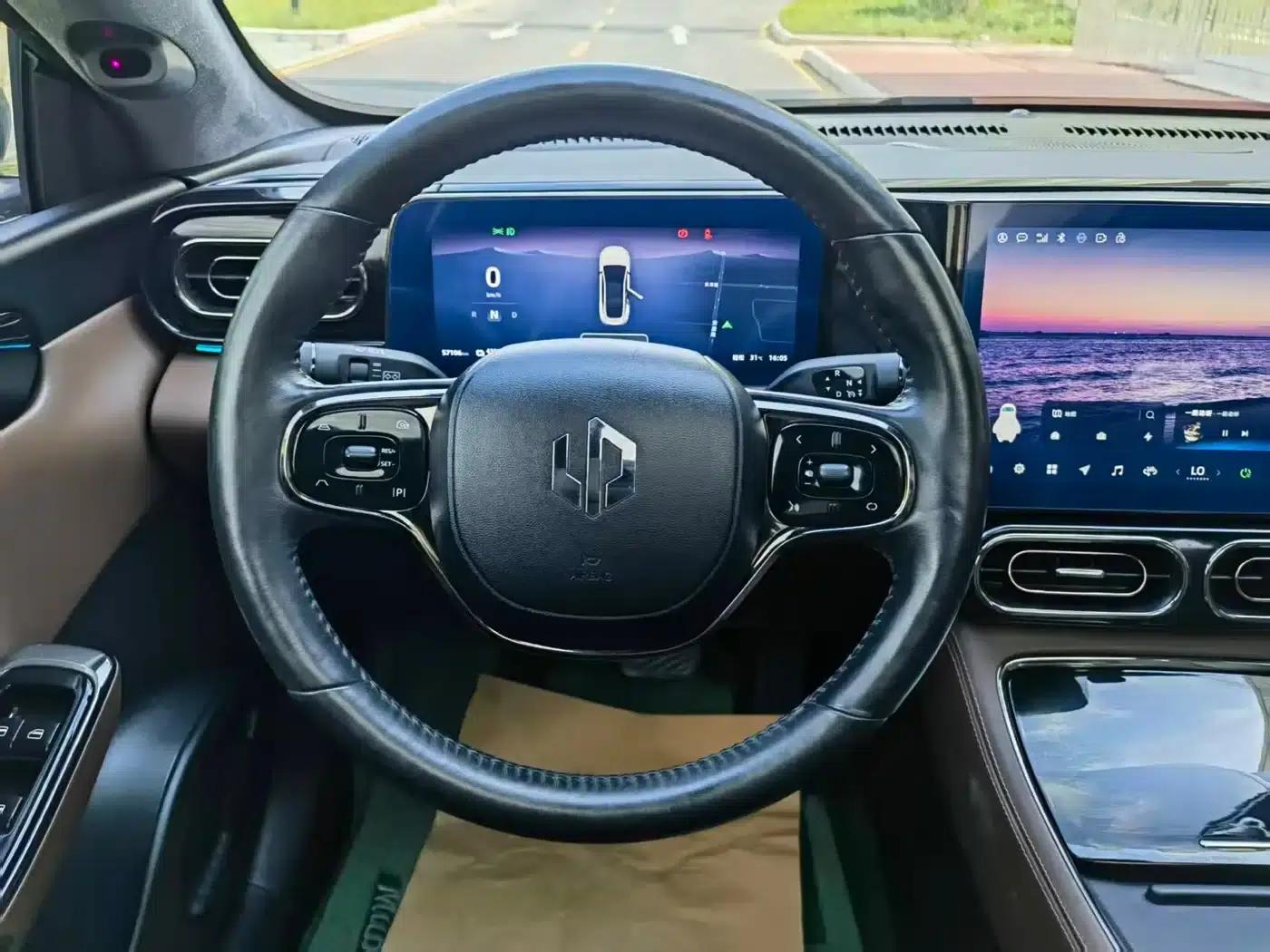 Leapmotor C01 2023 606 Smart Edition — миниатюра 11
