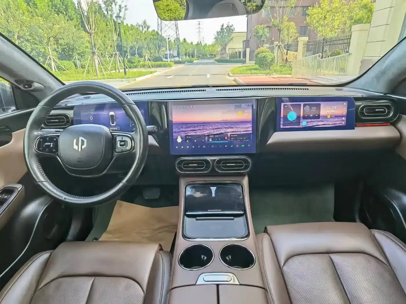 Leapmotor C01 2023 606 Smart Edition — миниатюра 12