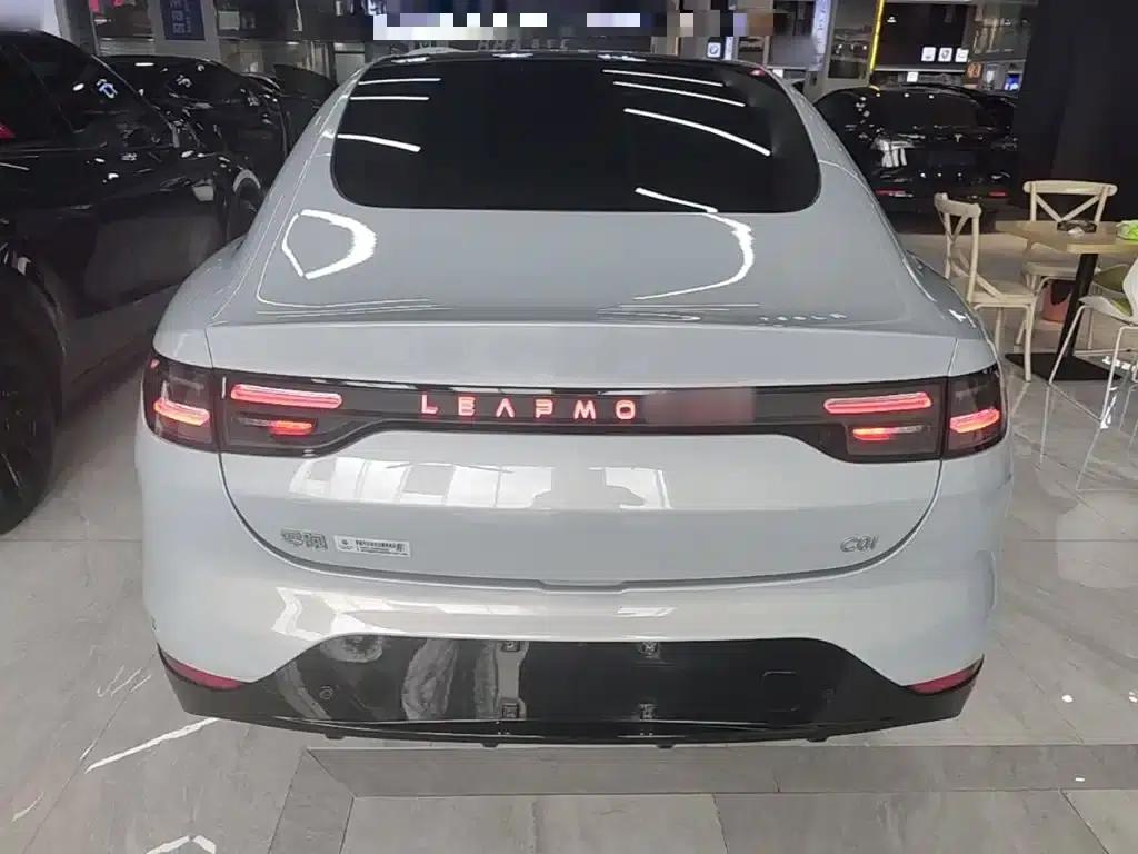 Leapmotor C01 2022 Rear-Wheel Drive Long-Range Version — миниатюра 6