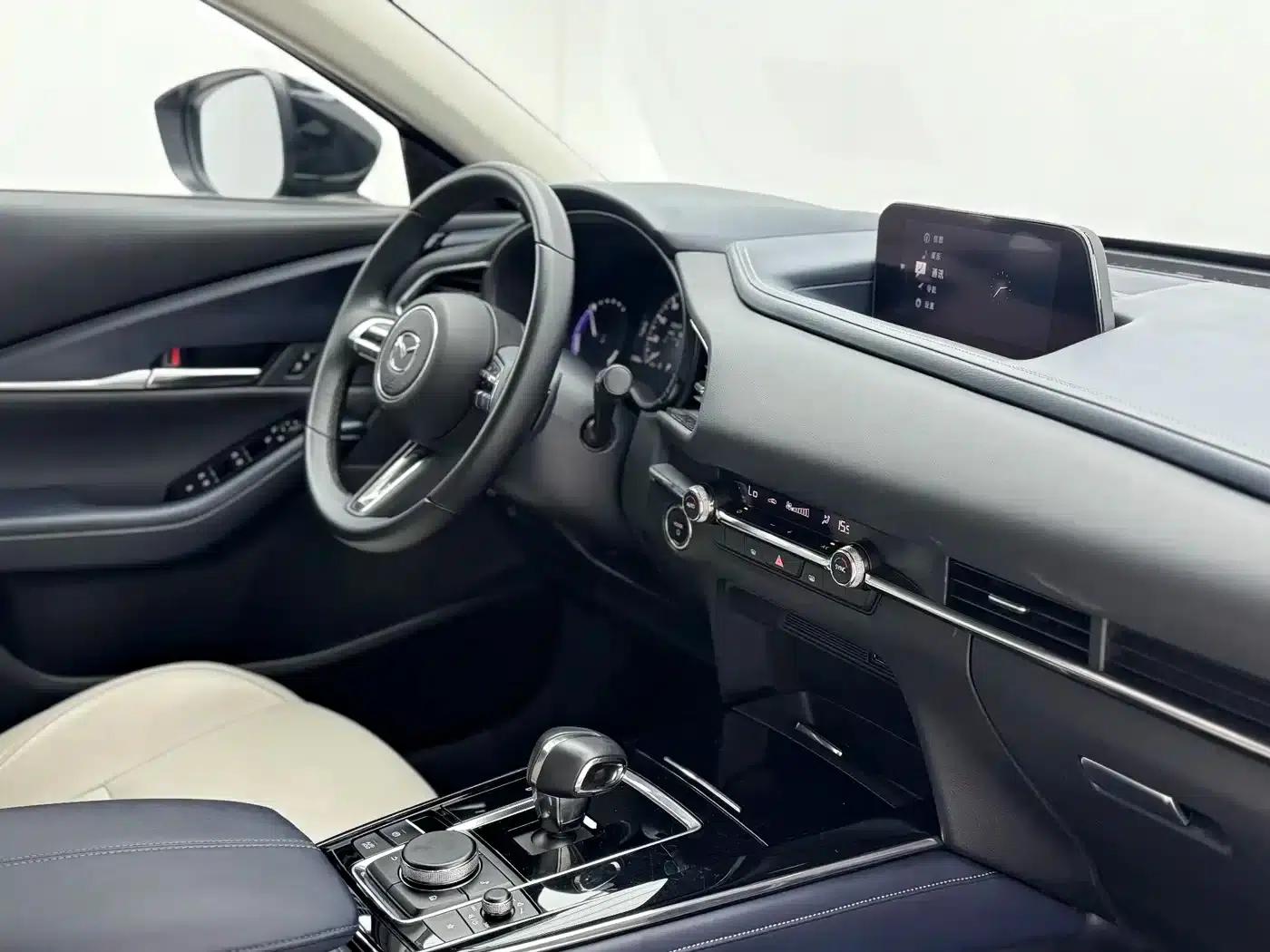 Mazda CX-30 EV 2021 Pure Electric Premium Edition — миниатюра 11