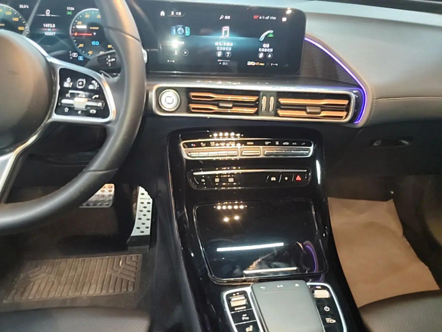 Mercedes-Benz EQC 2021 EQC 400 4MATIC — миниатюра 15