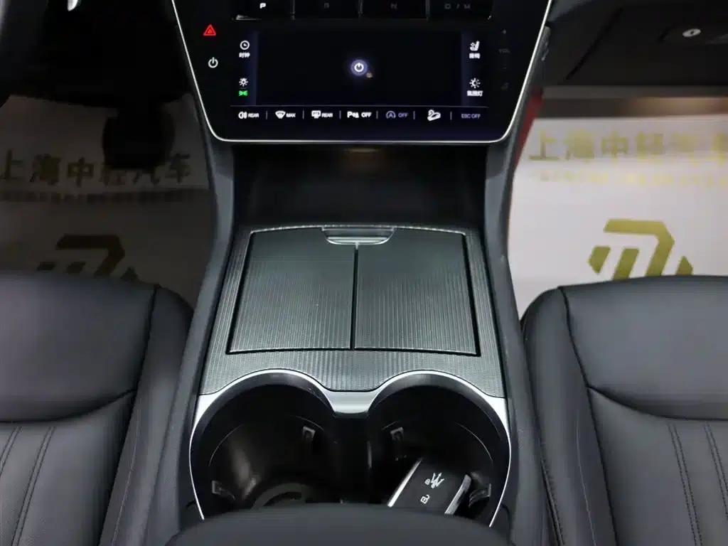 2023 Grecale 2.0T GT — миниатюра 18