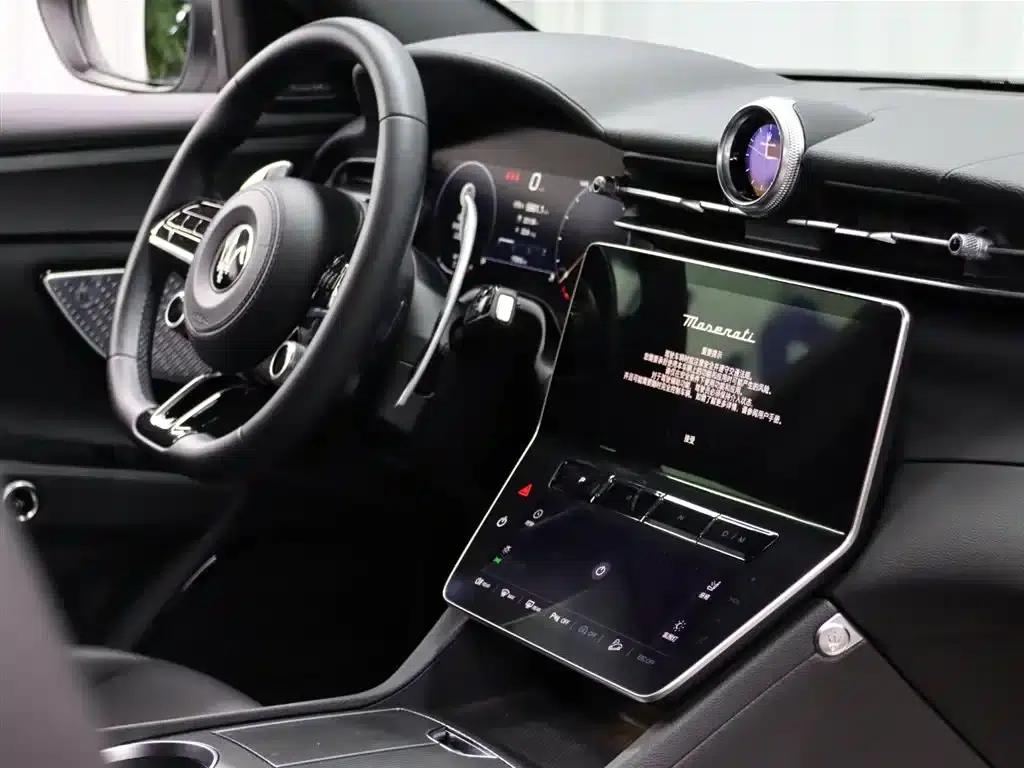 2023 Grecale 2.0T GT — миниатюра 19