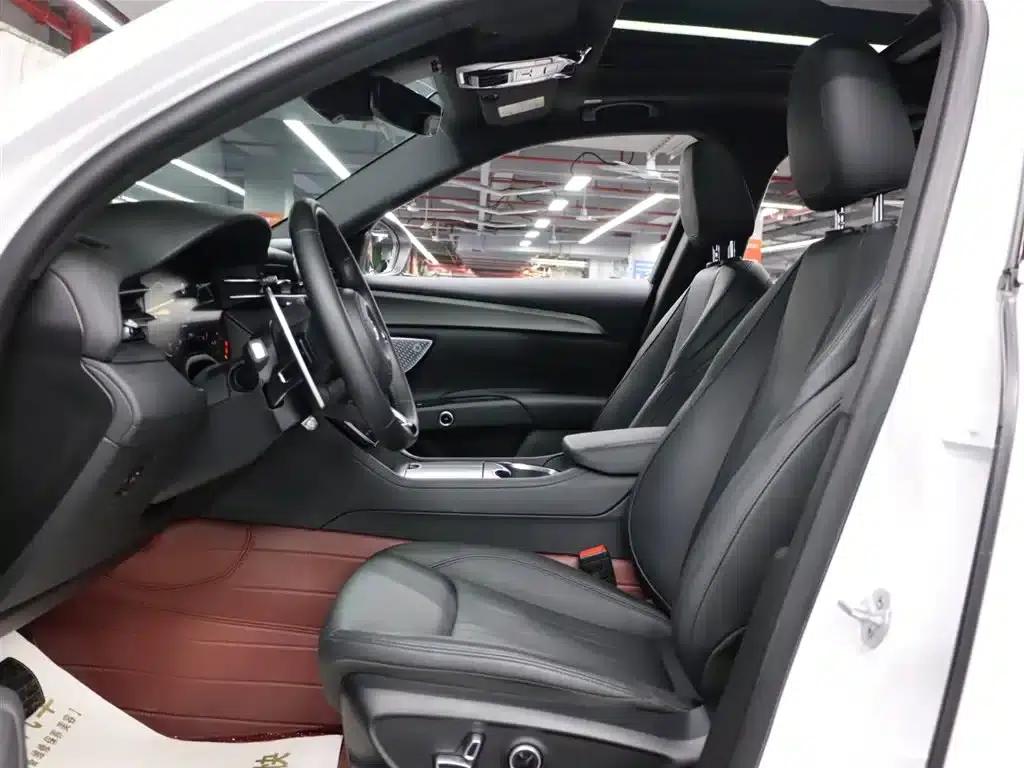 2023 Grecale 2.0T GT — миниатюра 7