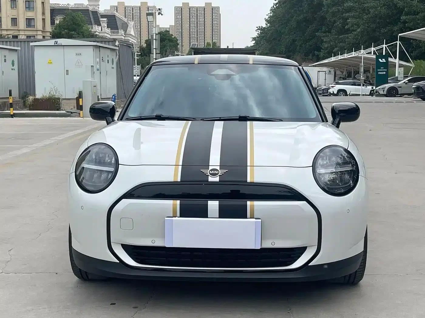 2024 Electric MINI Cooper (456km/h) - Classic Style — миниатюра 2