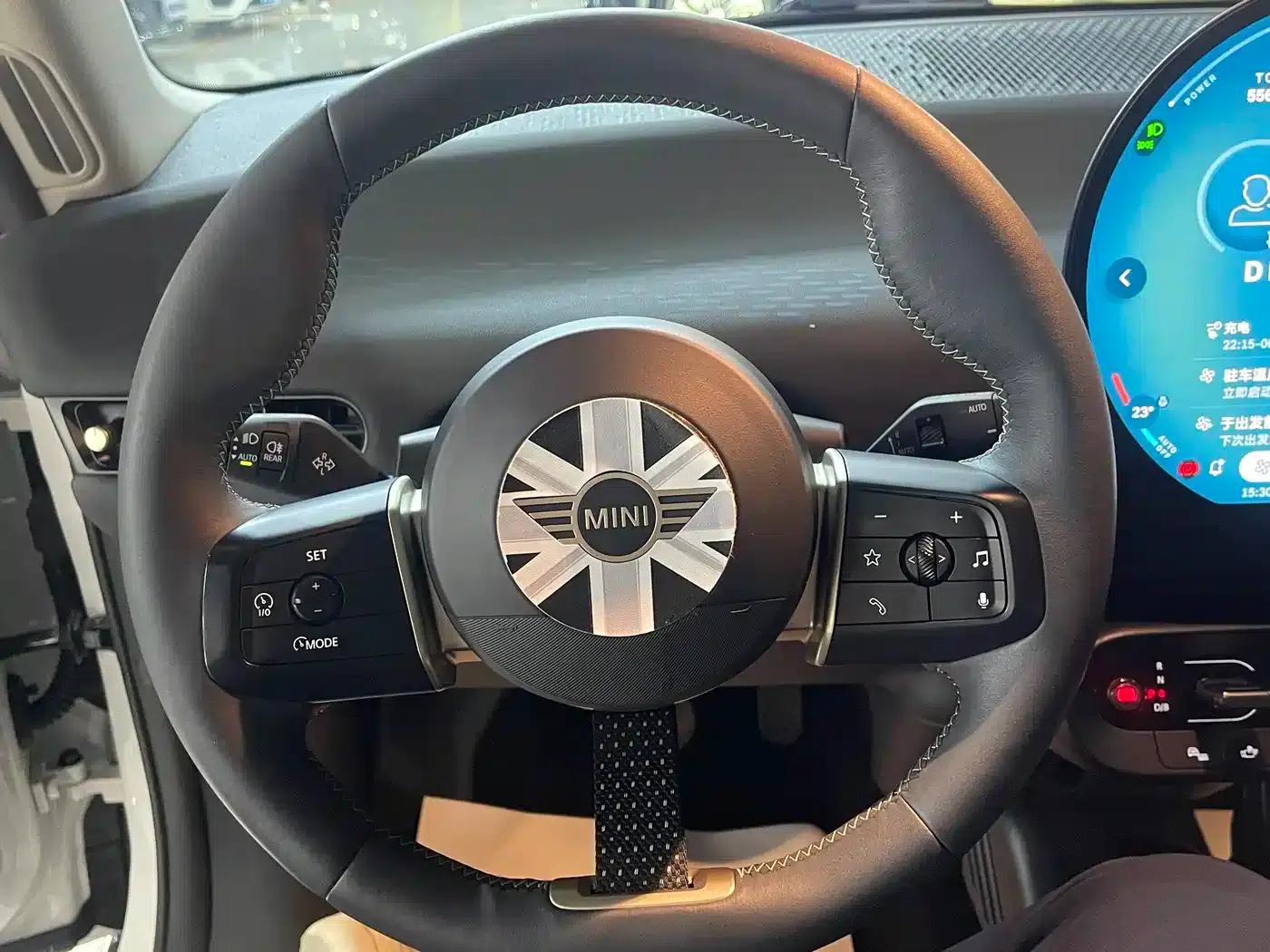 2024 Electric MINI Cooper (456km/h) - Classic Style — миниатюра 9