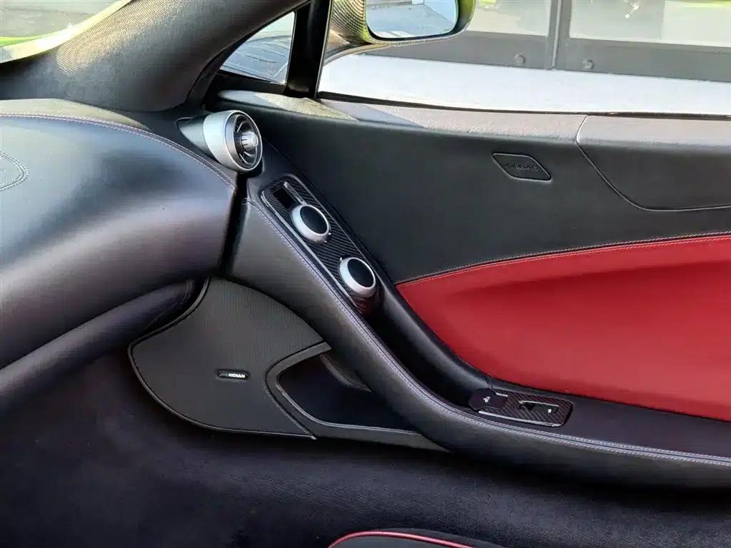 McLaren 12C 2013 3.8T Coupe — миниатюра 27
