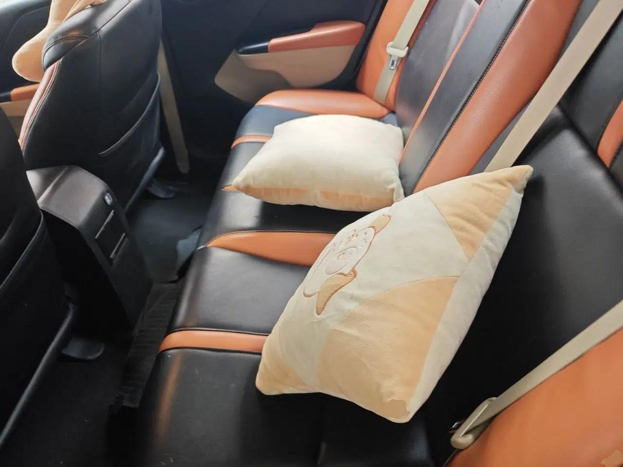 Honda Greiz 2016 1.5L CVT Classic Edition — миниатюра 17