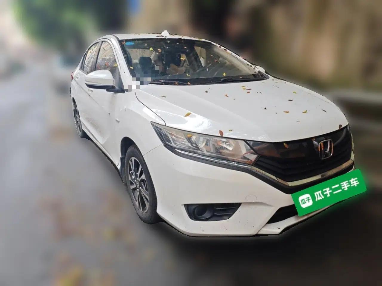 Honda Greiz 2016 1.5L CVT Classic Edition — миниатюра 3